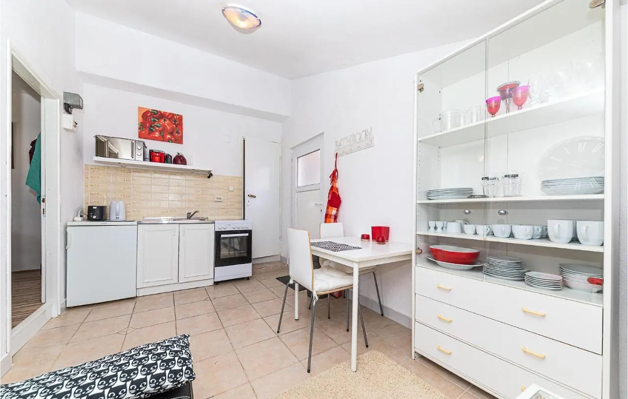 Gorgeous Apartment In Labin With Kitchen 0*, Labin (Dalmatia)