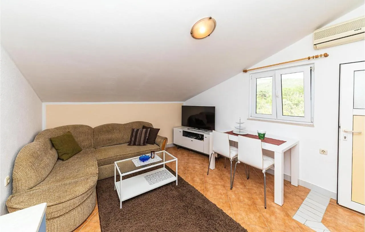 Gorgeous Apartment In Labin With Kitchen