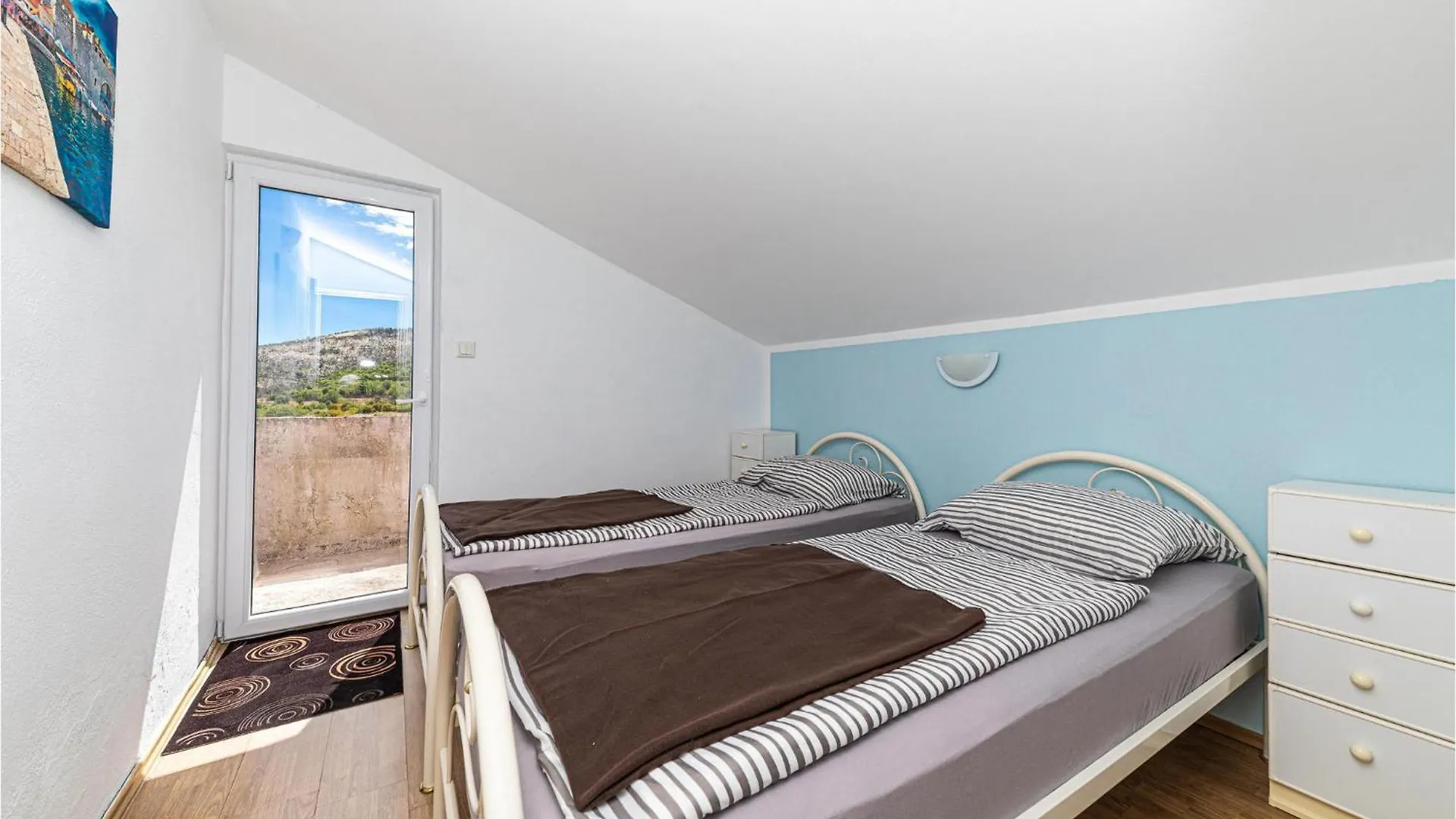 Gorgeous Apartment In Labin With Kitchen