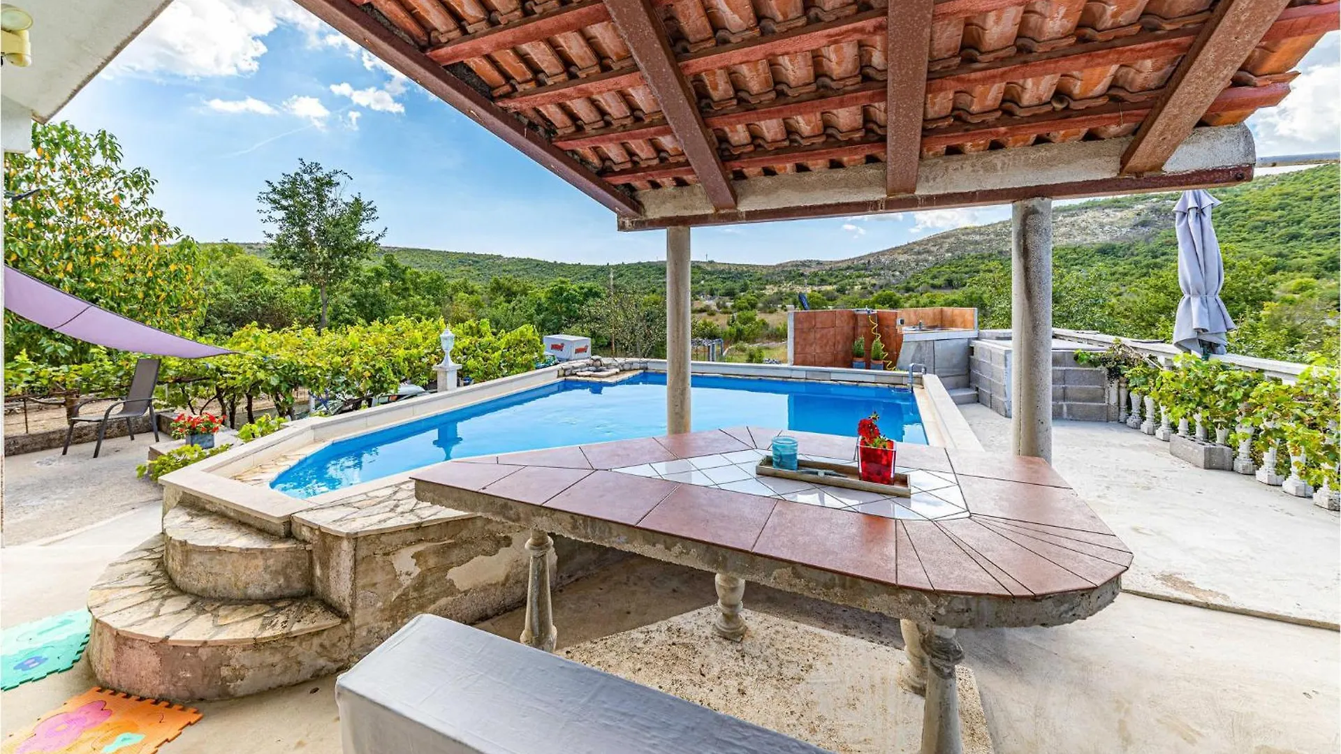 Gorgeous Apartment In Labin With Kitchen